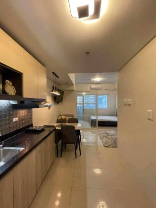 Fully Furnished 1BR with Balcony for Rent in 100 West Makati