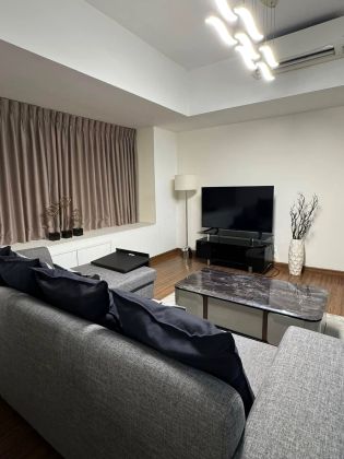 Fully Furnished 1 Bedroom Unit at Shang Salcedo Place for Rent