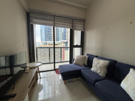 Fully Furnished 2 Bedroom Unit at Uptown Ritz for Rent