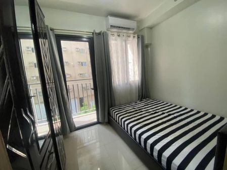 Fully Furnished 1 Bedroom Unit at Shore 2 Residences for Rent