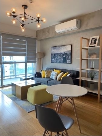 For Rent 1BR Fully Furnished One Serendra BGC Taguig 