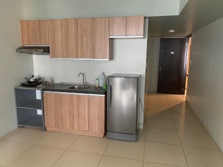 2 Bedroom for Rent in Avida Towers Centera