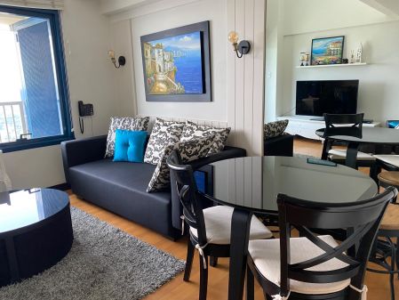 Fully Furnished 1 Bedroom Loft in One Rockwell West