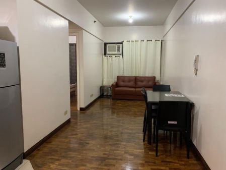 Fully Furnished 2-Bedroom Corner Unit at The Oriental Place