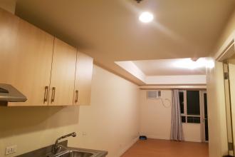 Studio for Rent in The Grove by Rockwell Pasig - Big Cut Studio