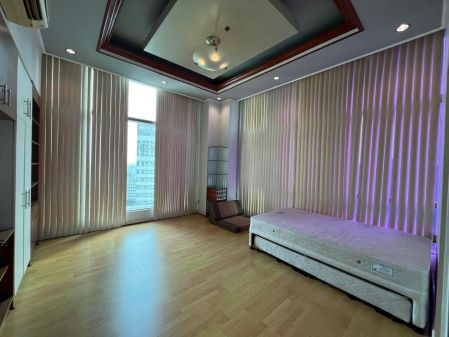 Fully Furnished 2 Bedroom Unit at Shang Grand Tower for Rent