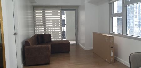 1 Bedroom Fully furnished in One Maridien Taguig