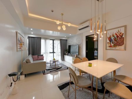 Fully Furnished 1 Bedroom Salcedo Skysuites Salcedo Village