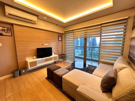 Fully Furnished 1 Bedroom Unit at One Shangrila Place for Rent