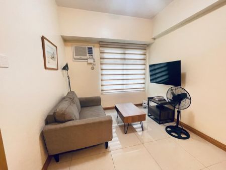 Fully Furnished 1 Bedroom Unit at Trion Towers for Rent