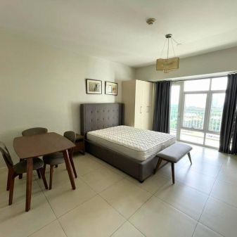 Fully Furnished Studio Unit at Red Oak Tower Sendra