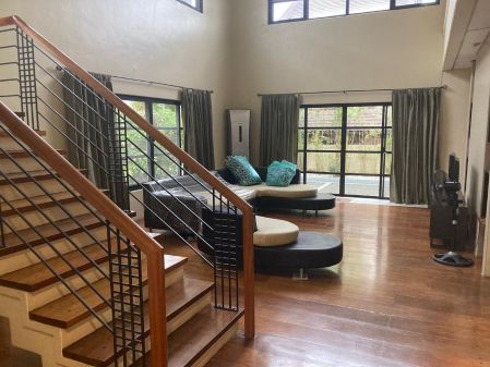 High Ceiling 4BR Ensuite with Pool at Ayala Alabang Village