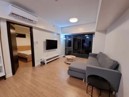 Fully Furnished 1 Bedroom Unit at High Park Vertis for Rent