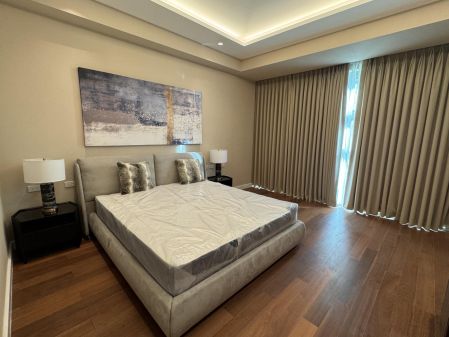 2BR Grand Hyatt Manila Residences South Tower BGC For Lease