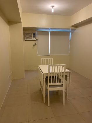 Semi Furnished Studio Unit at Avida Towers One Union Place