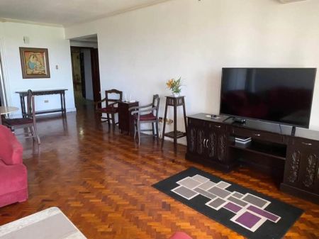 For Rent Lease 3BR with Parking Condo at Le Metropole Salcedo