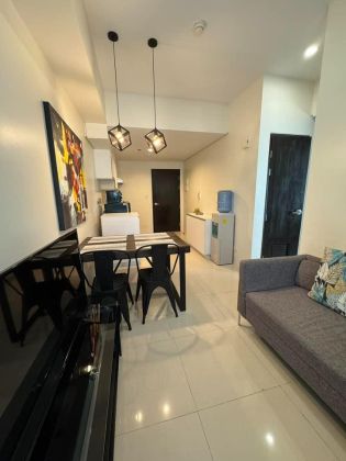 Fully Furnished 2BR Corner Unit Parkwest Residences BGC