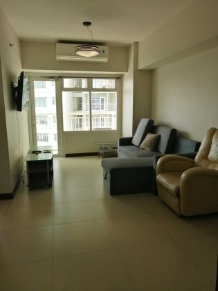 For Lease 2BR Unit in Two Serendra Aston