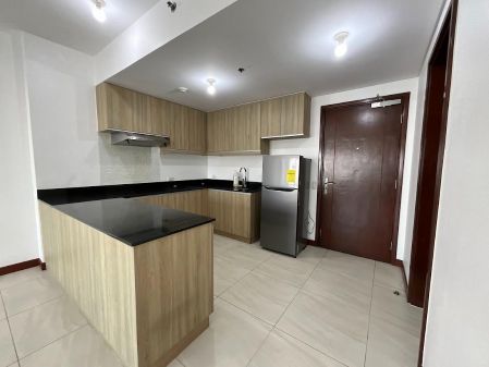 1BR Royalton for Rent at Captiol Commons Pasig City