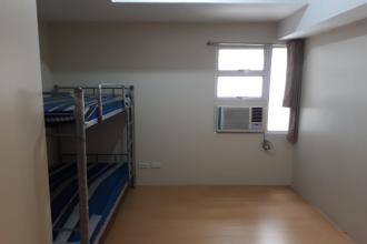 Studio Furnished unit near La Salle