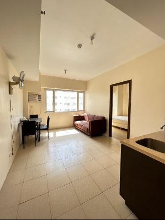 1 Bedroom Fully Furnished for Rent in Ridgewood Towers