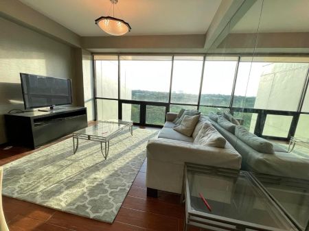 2BR plus Den for Lease at Bonifacio Ridge