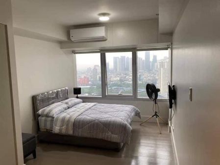 Fully Furnished Studio for Rent in Proscenium at Rockwell Makati