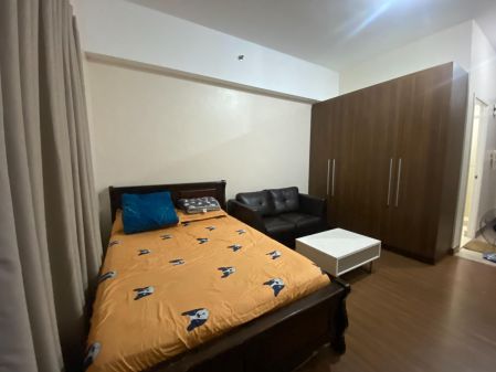 Shang Salcedo Studio Unit for Rent