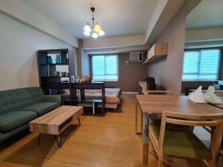 Fully Furnished Studio Unit at The Grove by Rockwell for Rent