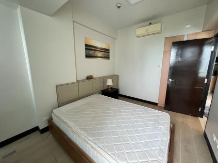 Fully Furnished 1 Bedroom Unit at 8 Newtown Boulevard for Rent