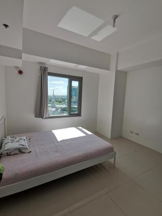 Fully Furnished 1 Bedroom Unit at Bristol at Parkway Place