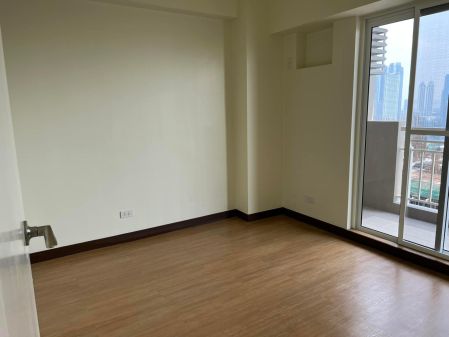  2 Bedroom Condo Unit at Brixton Place near Bonifacio Global City