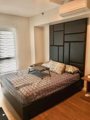 Newly Interior 1BR Unit at Two Serendra Sequoia