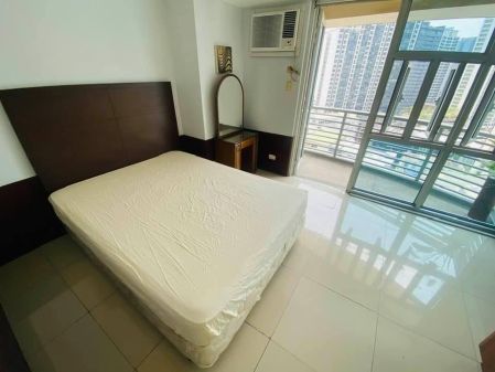 Fully Furnished 1 Bedroom Unit at Greenbelt Chancellor for Rent