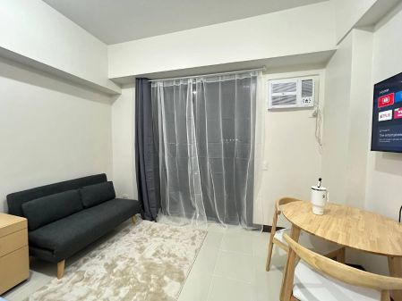 Japandi Inspired Brand New Zadia Studio Unit with Parking Slot