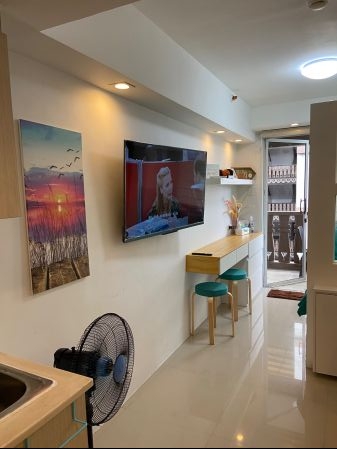 Fully Furnished Studio Unit for Rent