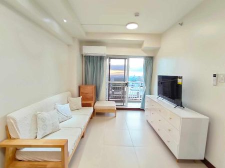 Fully Furnished 62 sqm 2BR in Fairlane Residences