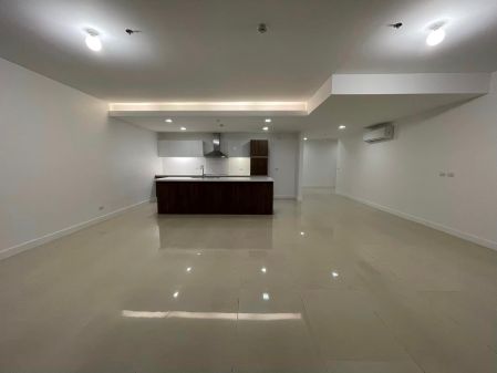 Semi Furnished 4 Bedroom for Rent in East Gallery Place Taguig