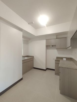 Unfurnished 2 Bedroom Unit at Allegra Garden Place for Rent