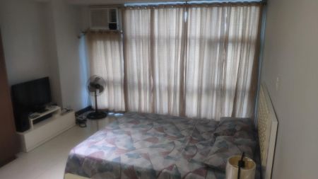 Fully Furnished Studio Unit at Greenbelt Madison for Rent