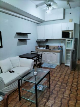 Studio for rent in Greenbelt Makati