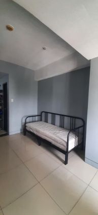 Fully Furnished Studio in Manhattan Parkway Residences Cubao