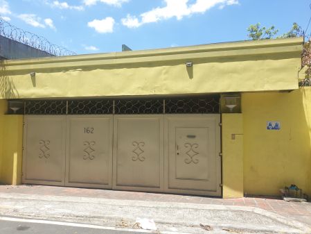 7 Bedroom House and Lot for Rent in San Juan