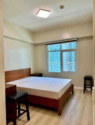 Fully Furnished 1BR for Rent in Two Serendra BGC Taguig