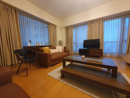 2 Bedroom Fully Furnished for Rent at the Shang Grand Tower