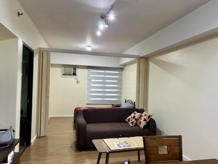 For Rent in Two Serendra Fully Furnished 2 Bedroom Unit