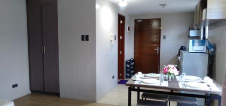 Fully Furnished Condo Unit in Monte Carlo Tower