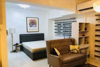 Furnished Studio Unit in Signa Designer Residences Makati