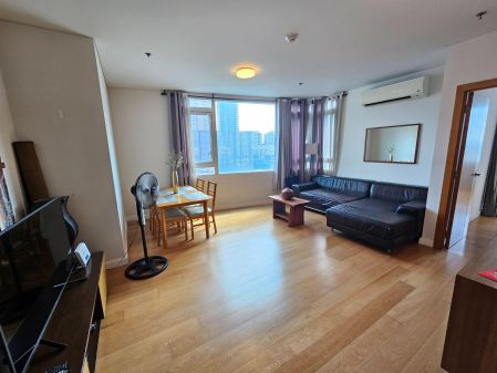 Spacious 1 Bedroom Unit in Park Terraces