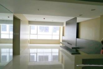 For Rent 3 Bedroom at Seibu Tower in Bonifacio Global City